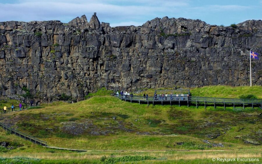 The Golden Circle & Hop On - Hop Off Combo Deal - What to pack and wear for Iceland in a day like this