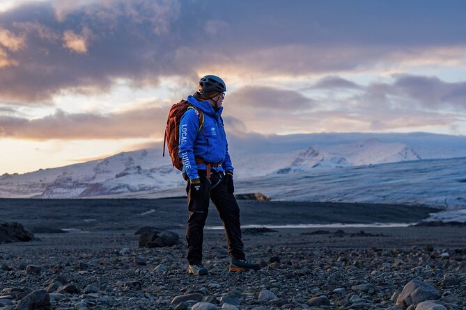 The Original Ice Cave Tour in Jökulsárlón Glacier Lagoon - Inside the blue ice: cave size, photo time, and crowd reality