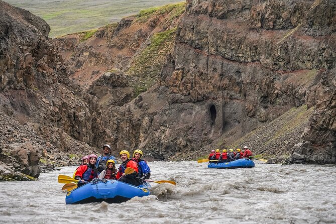 Top-Rated Family Rafting-Warm Drysuits, Volcanic Canyon, Epic Fun - The 10 km Descent: Basalt Cliffs, Geothermal Stops, and Real Rafting Work