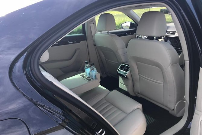 Transfer from Reykjavik - Private airport transfer to KEF Airport - Key things to know before you book this KEF transfer
