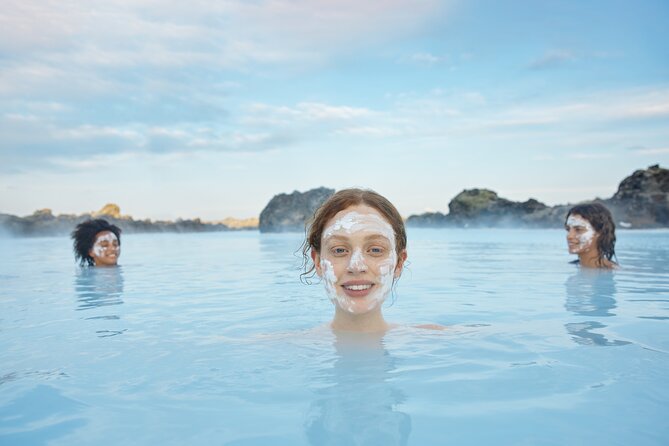 Transfer To & From Blue Lagoon - Group size, shared buses, and how to avoid mix-ups