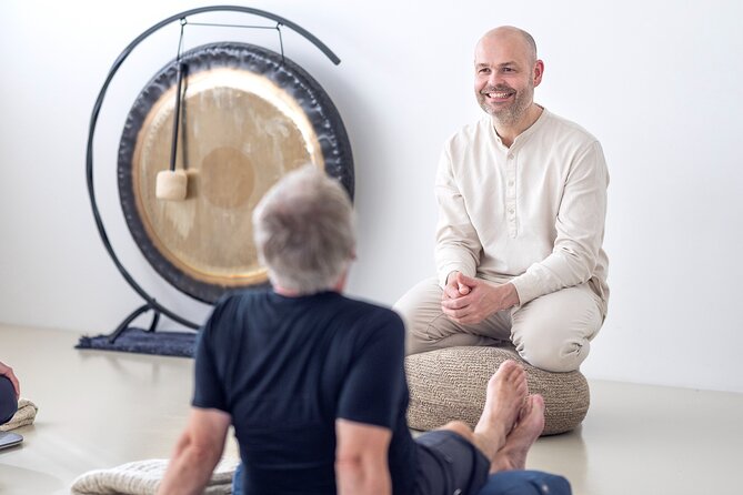 Transformative Breathwork Session with Andri - 1 Hour - The headset, the blankets, and why the comfort details matter