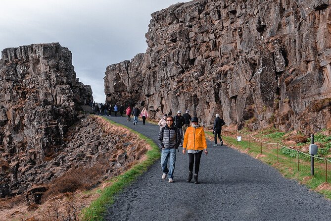 Unforgettable Full-Day Golden Circle Private Tour from Reykjavík - Stop 2: Geysir Geothermal Area and Strokkur Eruption Timing