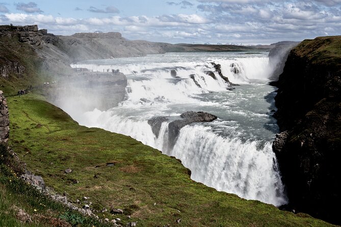 Unforgettable Full-Day Golden Circle Private Tour from Reykjavík - Stop 1: Þingvellir National Park and the Althing Site