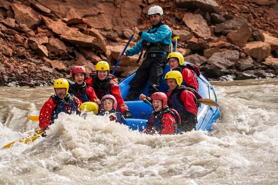 Varmahlíð: Top-Rated Family Adventure Rafting in Drysuits - Guides Who Keep It Fun and Safe (Names I’d Watch For)