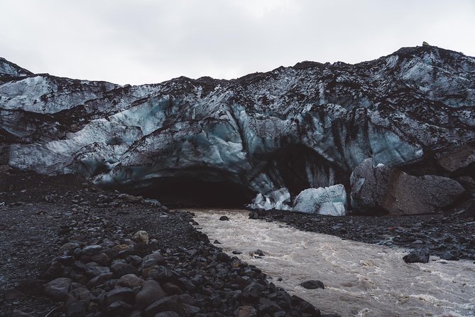 Vatnajökull Guided Beginner Glacier Walk with 4x4 Transfer - Safety and Pacing: How a Small Group Helps You Learn Faster