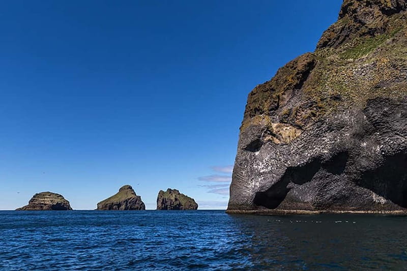 Vestmannaeyjar: Heimaey Island Round Boat Tour - Key things to know before you go