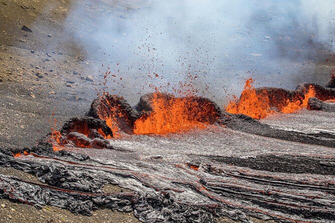 Volcano Hike & Northern Lights Combo Tour - Price and Value, Is USD 185 Worth It for Your Day Plan?
