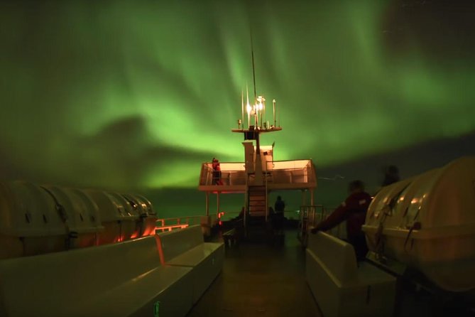 Winter Whale Watching and Northern Lights Cruise from Reykjavik - Weather, reschedules, and how to avoid disappointment