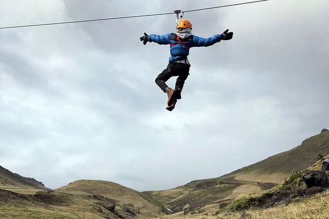 Zipline and Hiking Adventure Tour in Vík - Who the guides are and why their approach matters